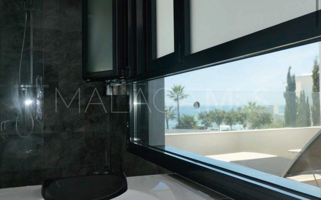Marbesa, villa a la venta with 5 bedrooms
