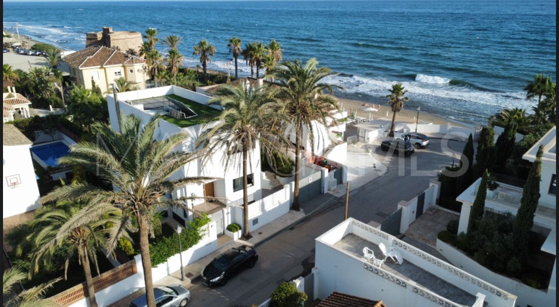 Marbesa, villa a la venta with 5 bedrooms