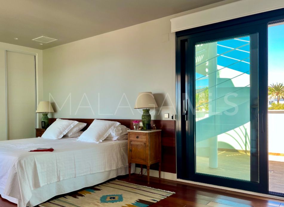 Marbesa, villa a la venta with 5 bedrooms