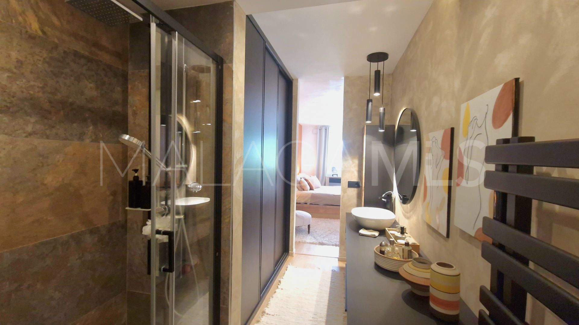 Buy apartamento with 4 bedrooms in Nueva Andalucia