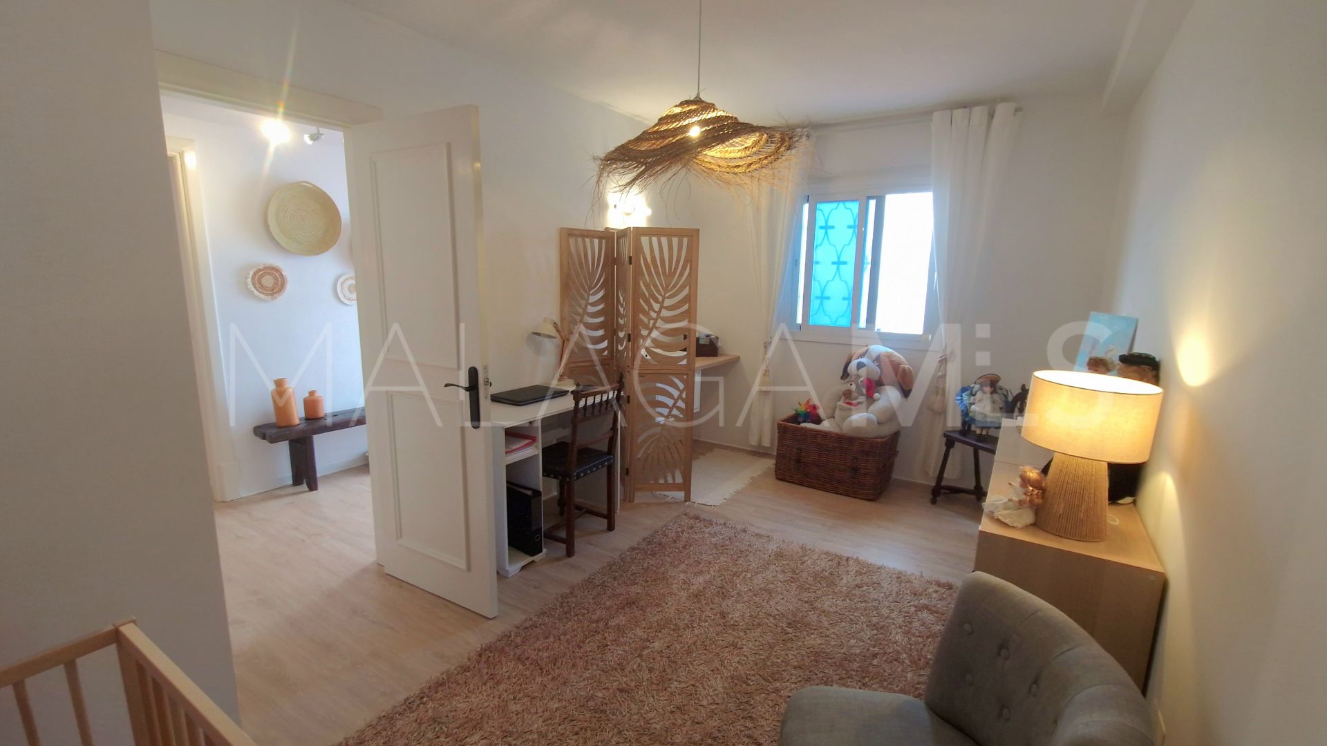 Buy apartamento with 4 bedrooms in Nueva Andalucia