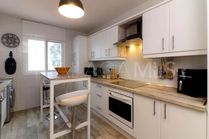 Lägenhet for sale in Nueva Andalucia