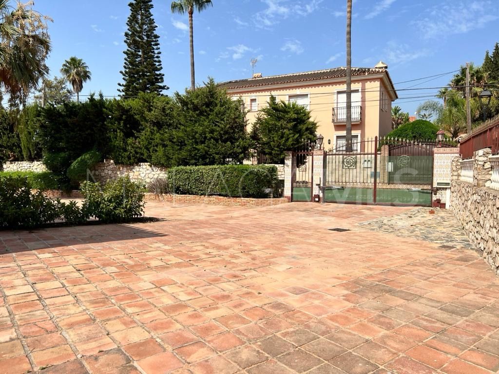 Villa for sale in Mijas Costa