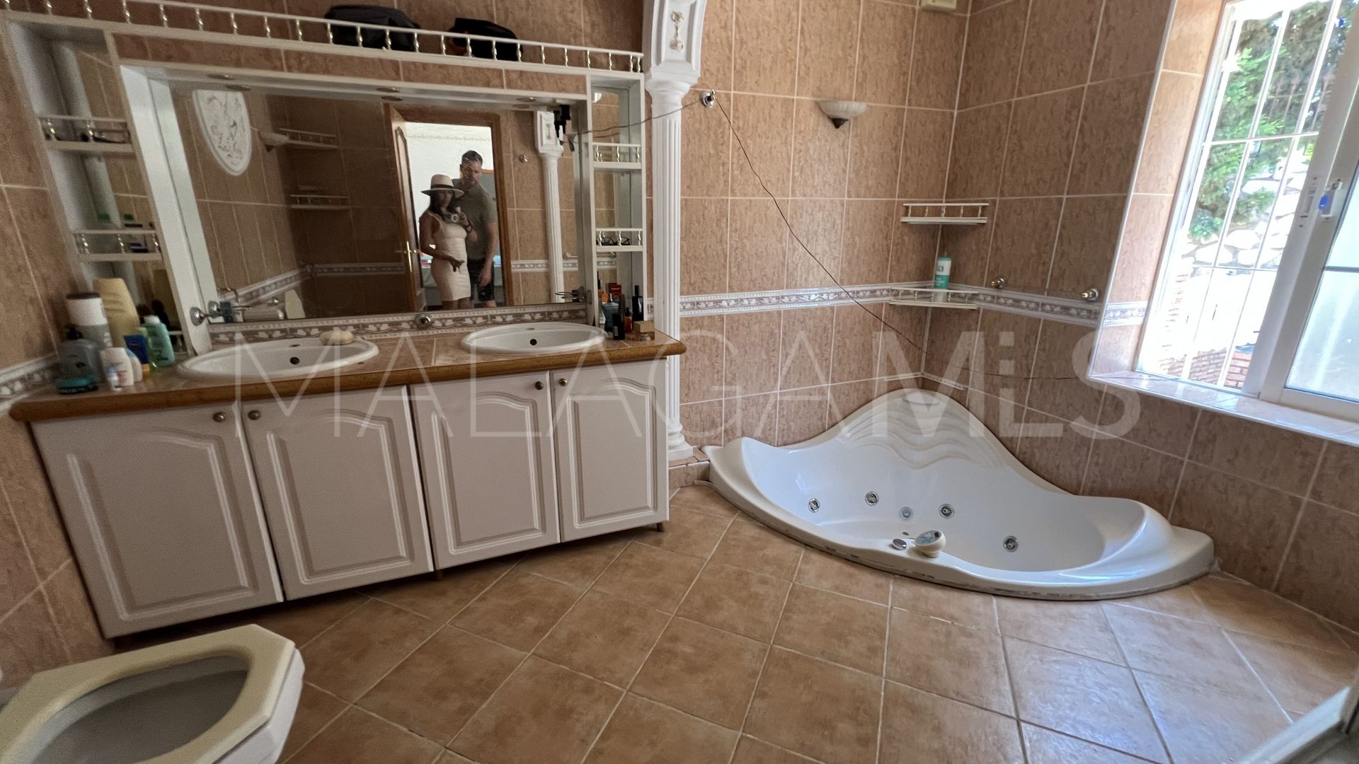 Villa for sale in Mijas Costa