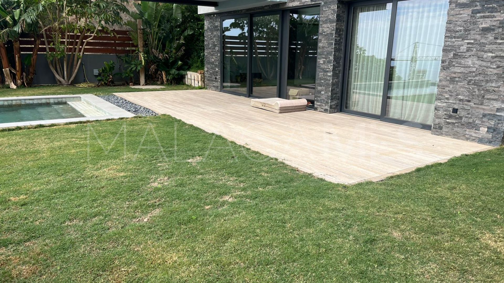Buy Buena Vista villa with 5 bedrooms