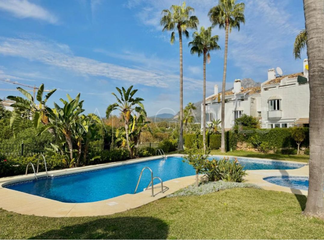 Adosado for sale in Arco Iris