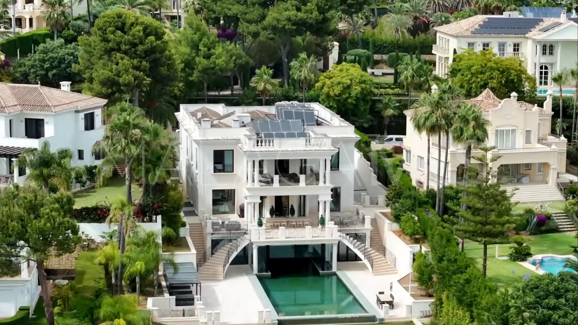 For sale Sierra Blanca villa