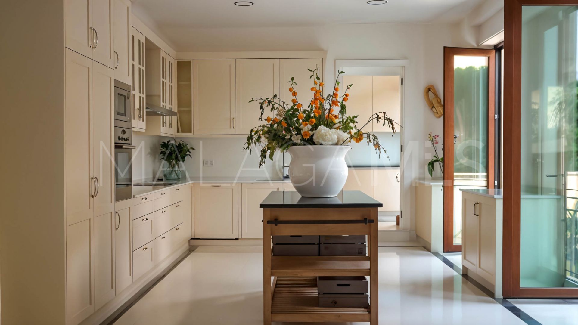 Villa for sale in Sierra Blanca