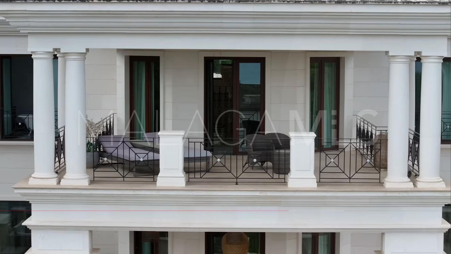 Villa for sale in Sierra Blanca
