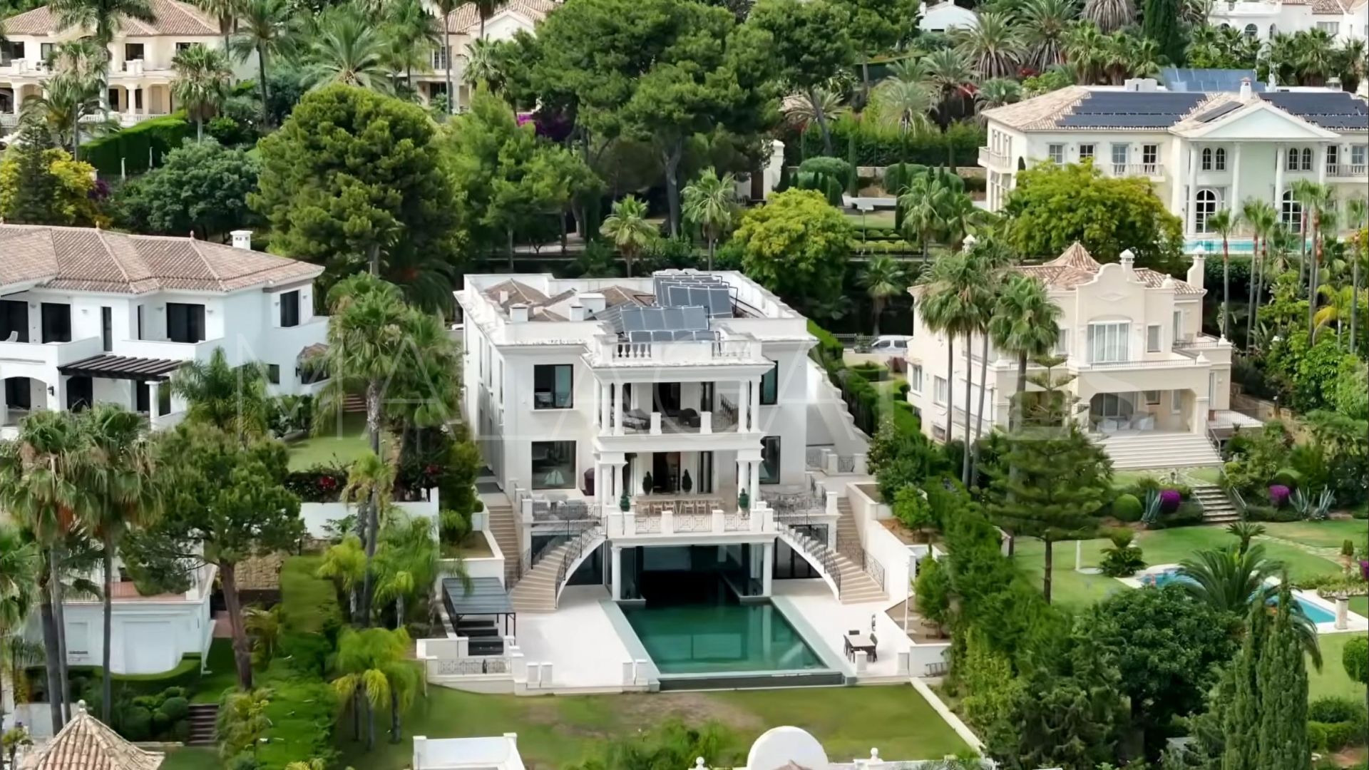 For sale Sierra Blanca villa