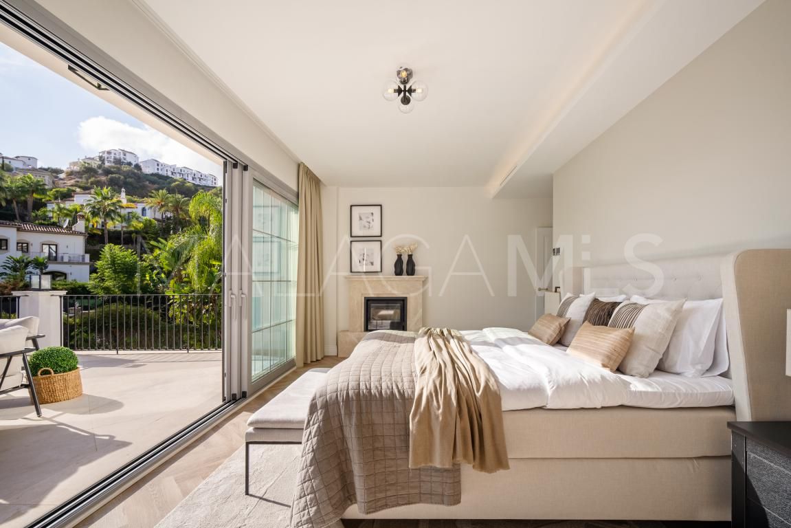 Villa for sale in Los Arqueros with 4 bedrooms