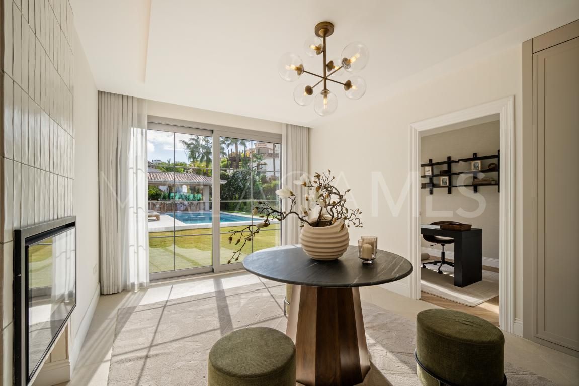 Villa for sale in Los Arqueros with 4 bedrooms