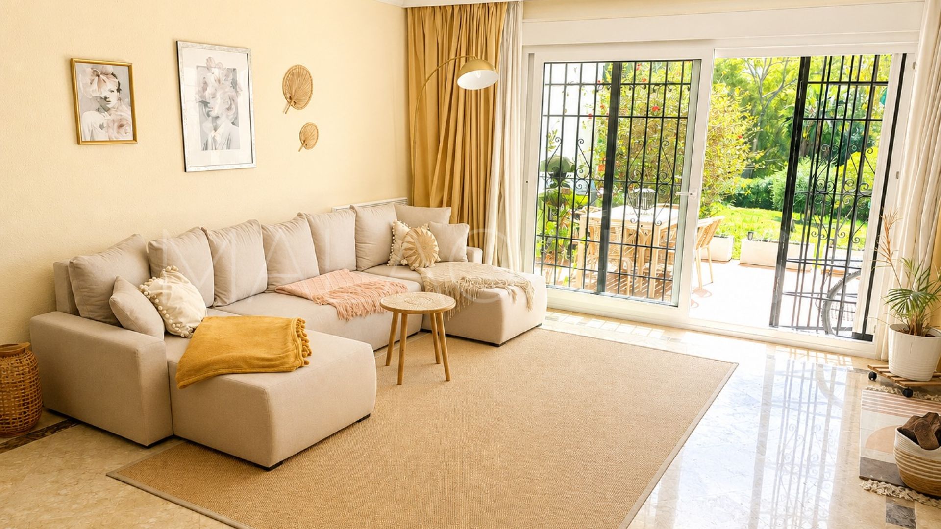Maison jumelée for sale in Nueva Atalaya