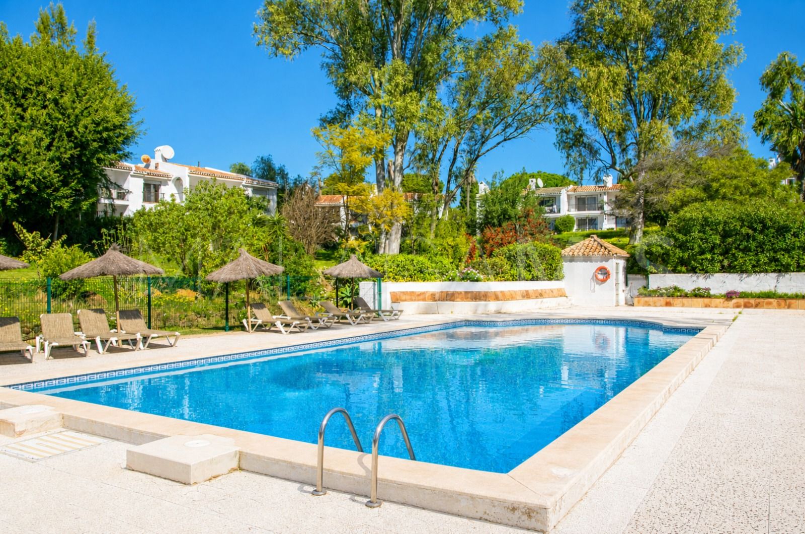 Maison jumelée for sale in Nueva Atalaya