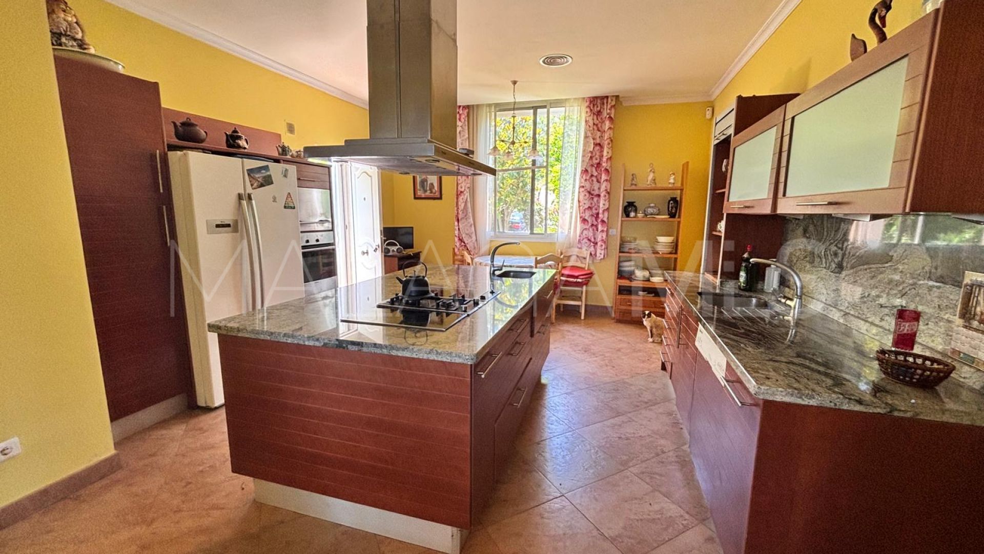 Mansion for sale in Forest Hills