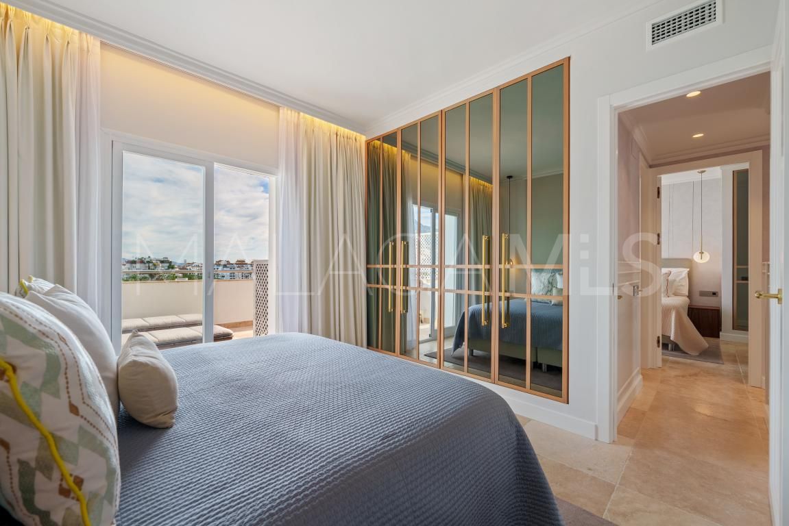 Se vende apartamento in Marbella - Puerto Banus with 2 bedrooms
