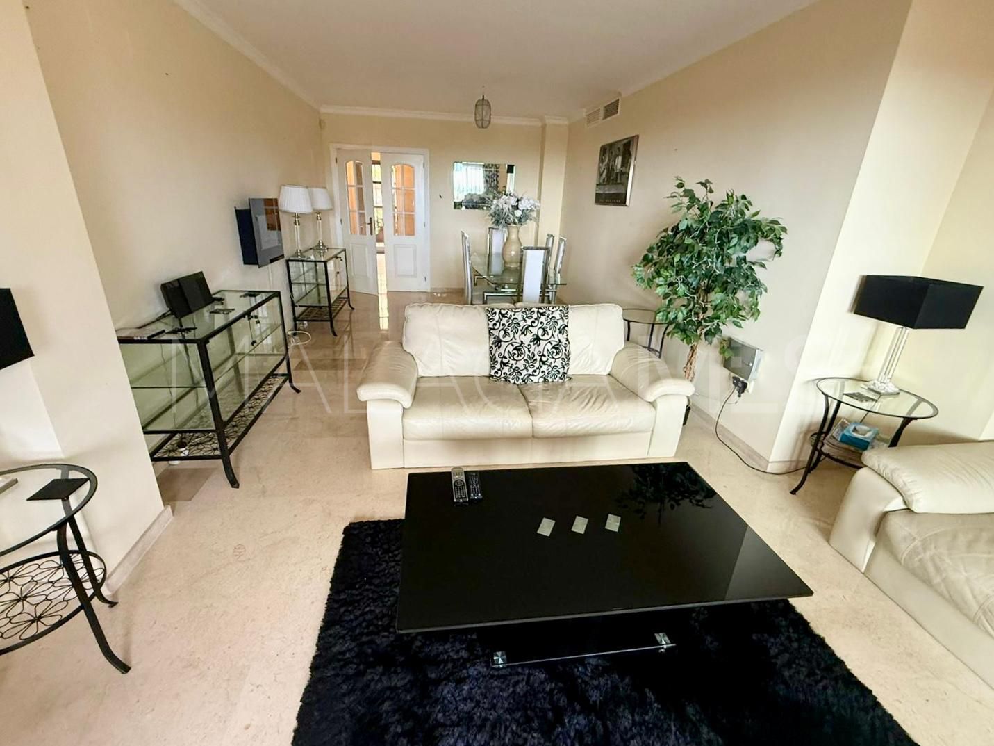 Apartamento for sale in Elviria