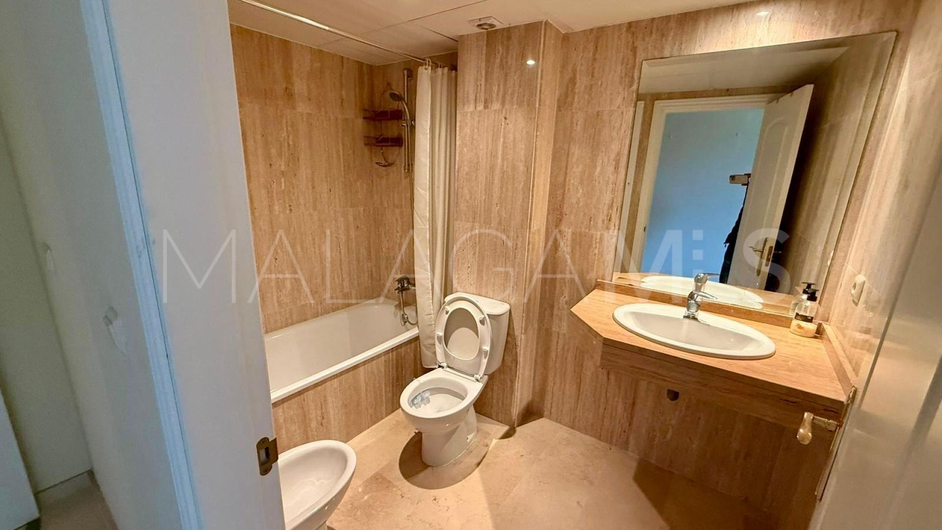 Apartamento for sale in Elviria