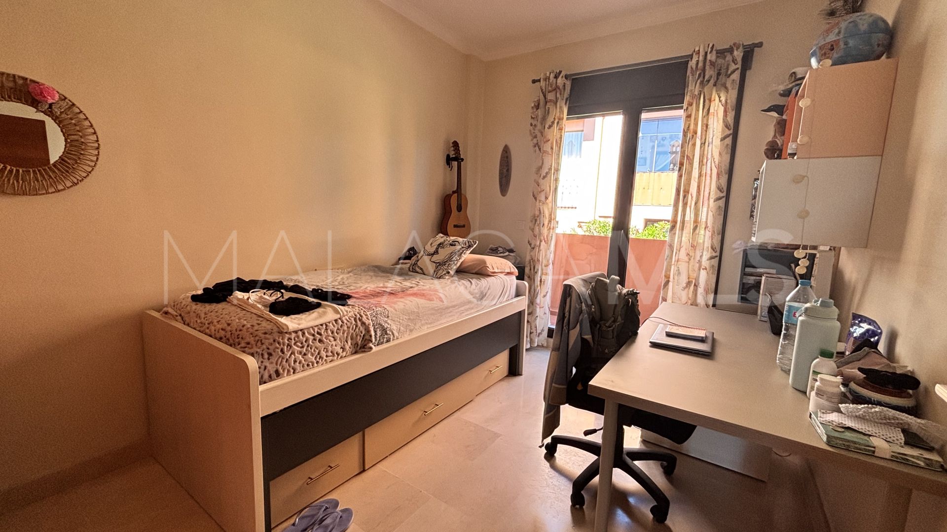 Maison de ville for sale in Estepona
