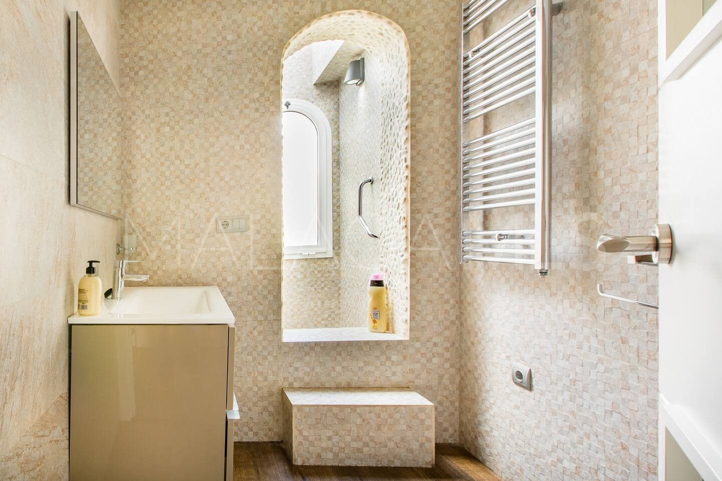 Radhus for sale in Altos del Rodeo