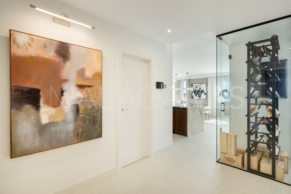 Atico duplex for sale with 5 bedrooms in Costa Nagüeles II