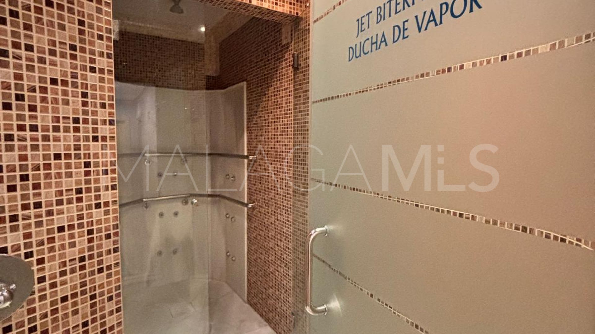 For sale 3 bedrooms ground floor apartment in Beach Side New Golden Mile