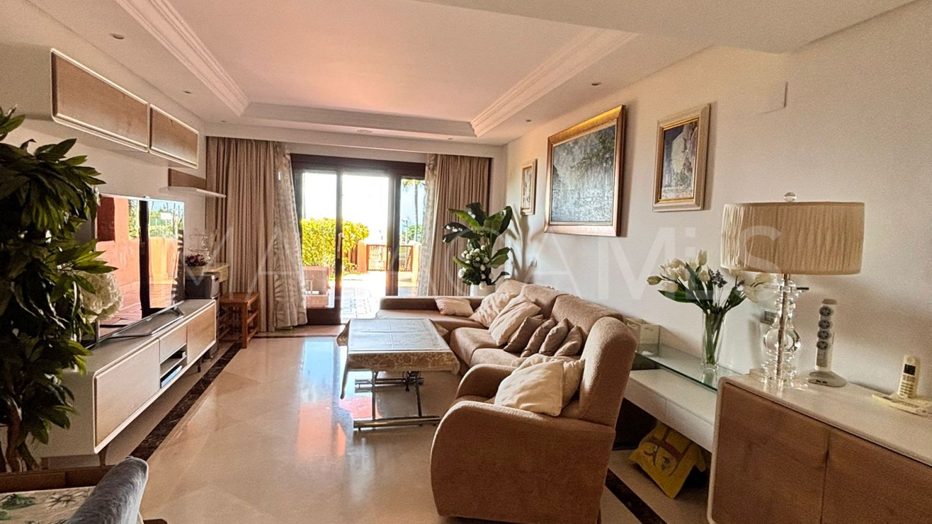 For sale 3 bedrooms ground floor apartment in Beach Side New Golden Mile