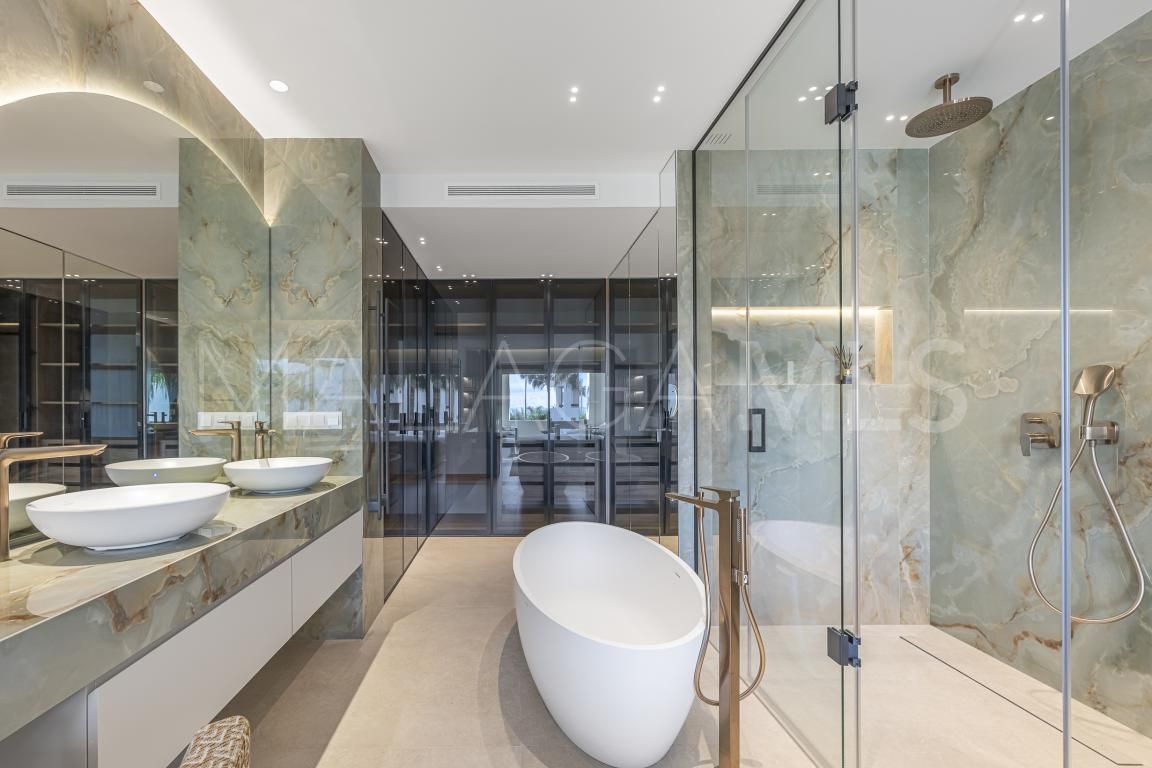 Lägenhet for sale in New Golden Mile