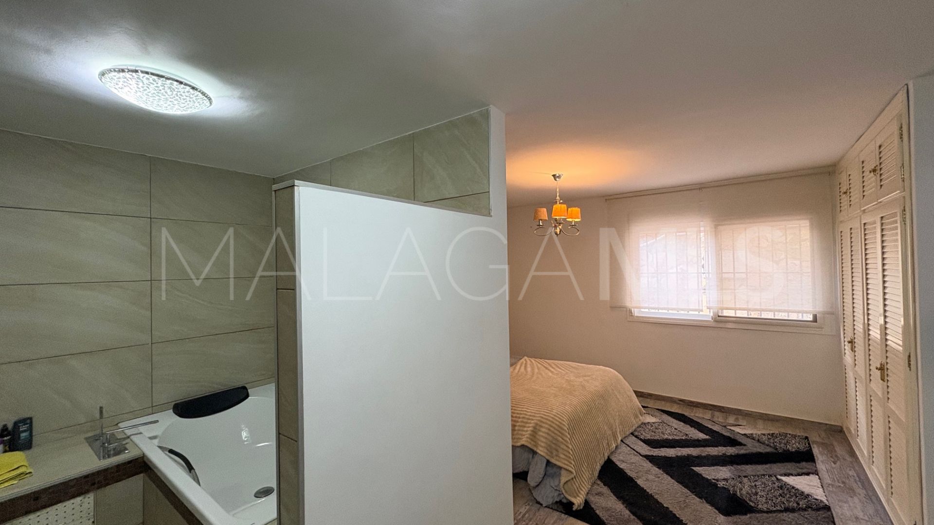 Radhus for sale in Estepona