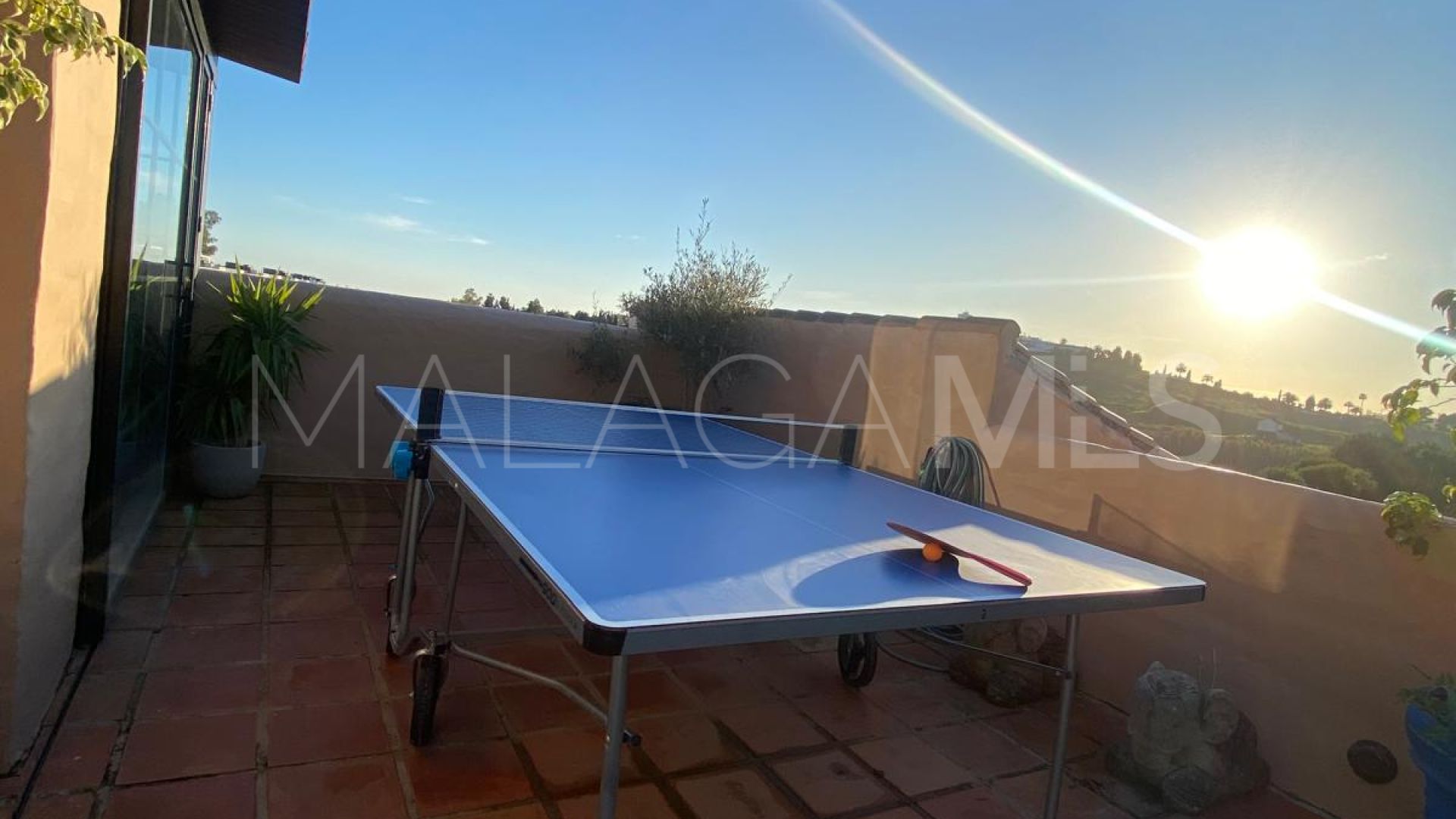 Tvåvånings takvåning for sale in Estepona