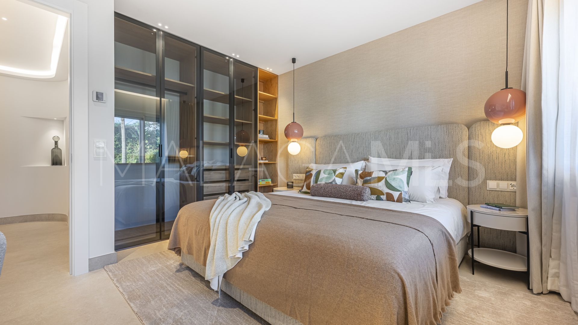 Apartamento for sale in Estepona with 3 bedrooms