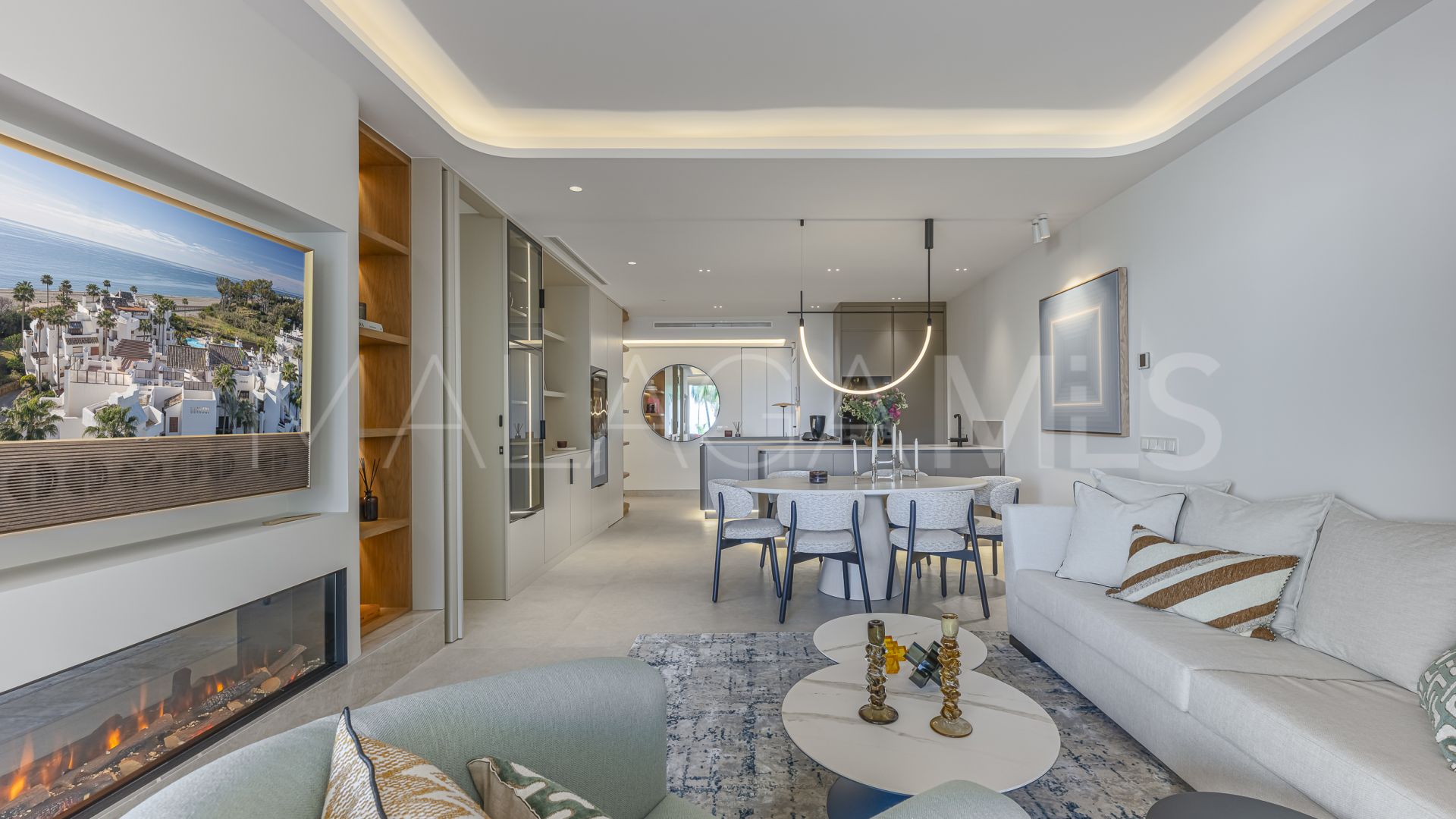 Apartamento for sale in Estepona with 3 bedrooms