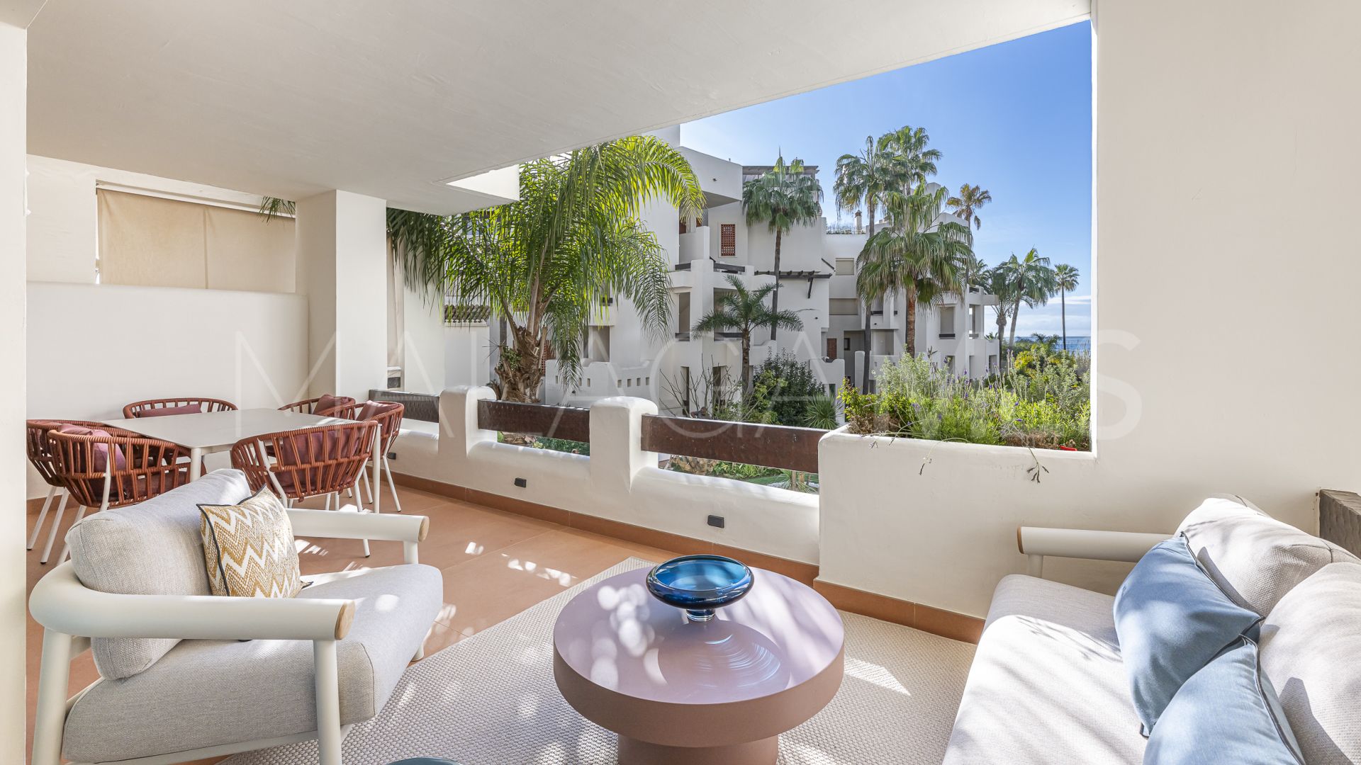 Apartamento for sale in Estepona with 3 bedrooms