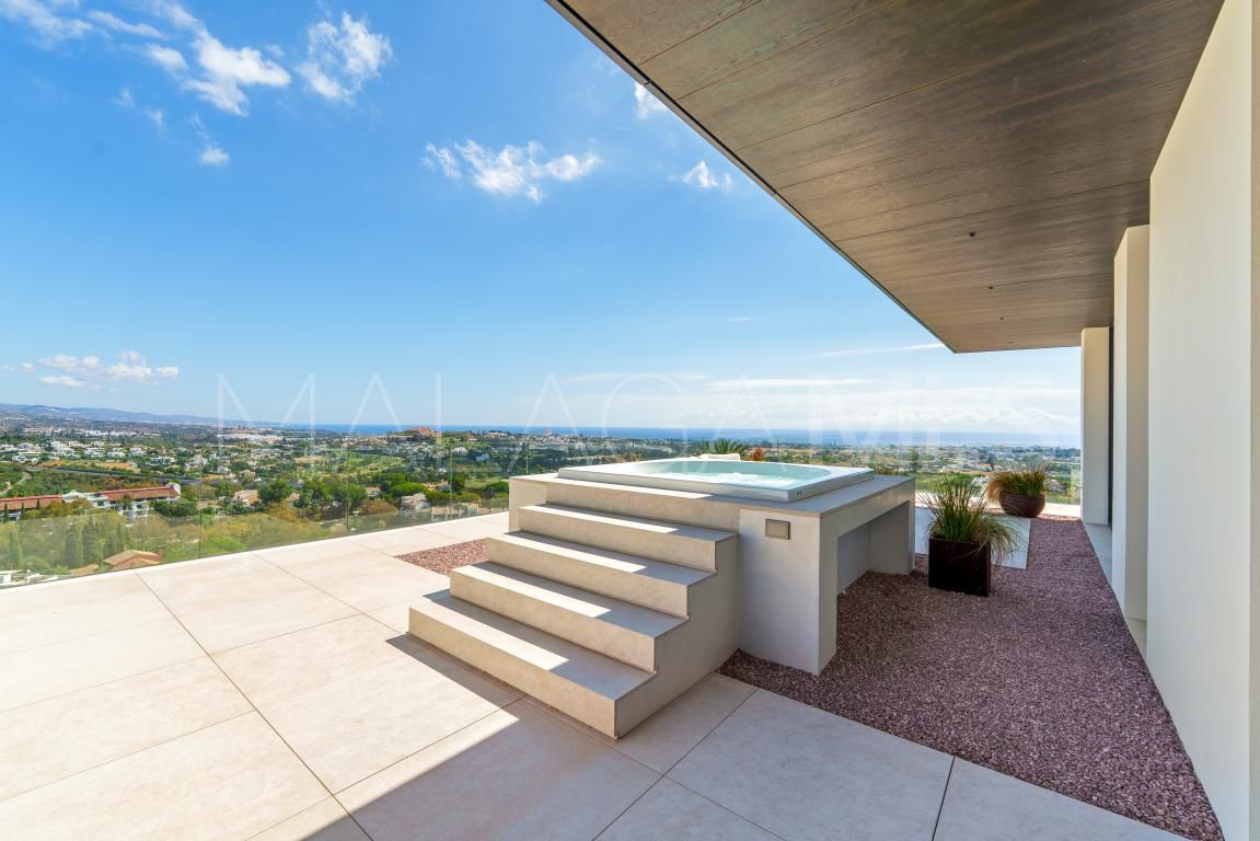 8 bedrooms La Quinta villa for sale