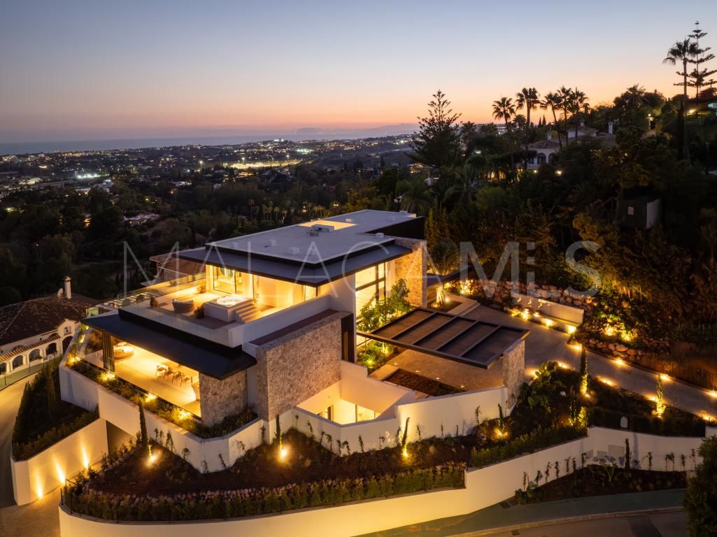 8 bedrooms La Quinta villa for sale