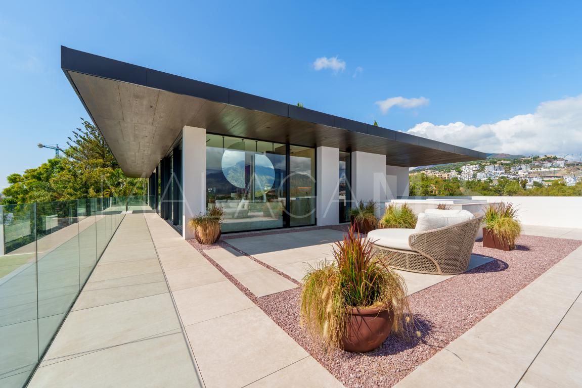 8 bedrooms La Quinta villa for sale