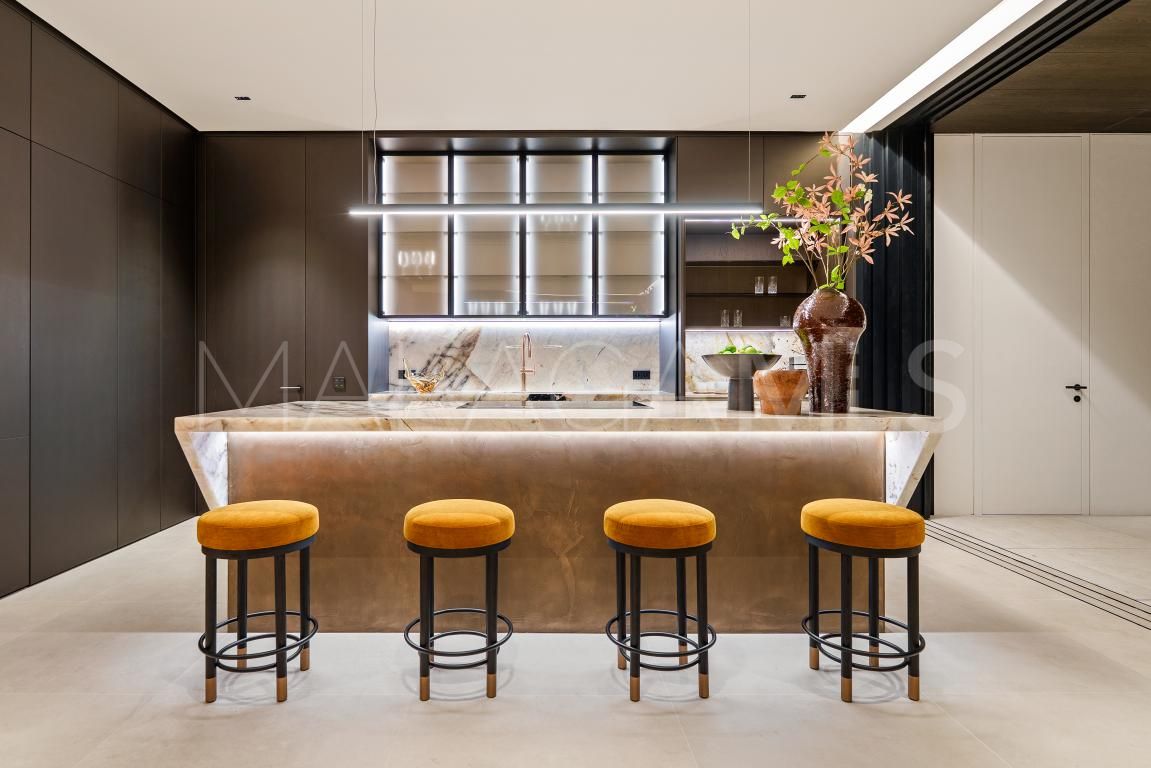 8 bedrooms La Quinta villa for sale