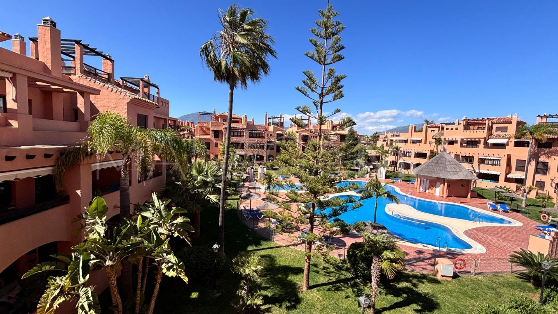 Duplex penthouse for sale in Hacienda del Sol