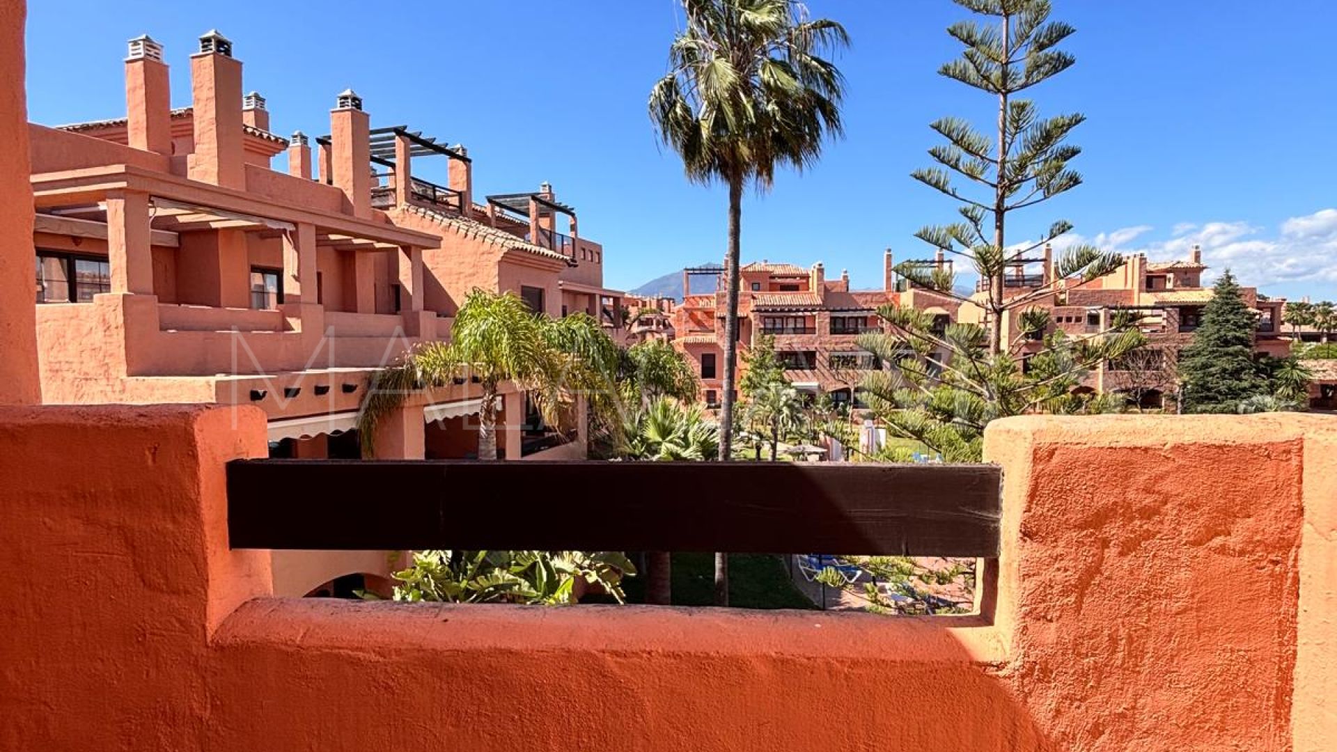 Duplex penthouse for sale in Hacienda del Sol