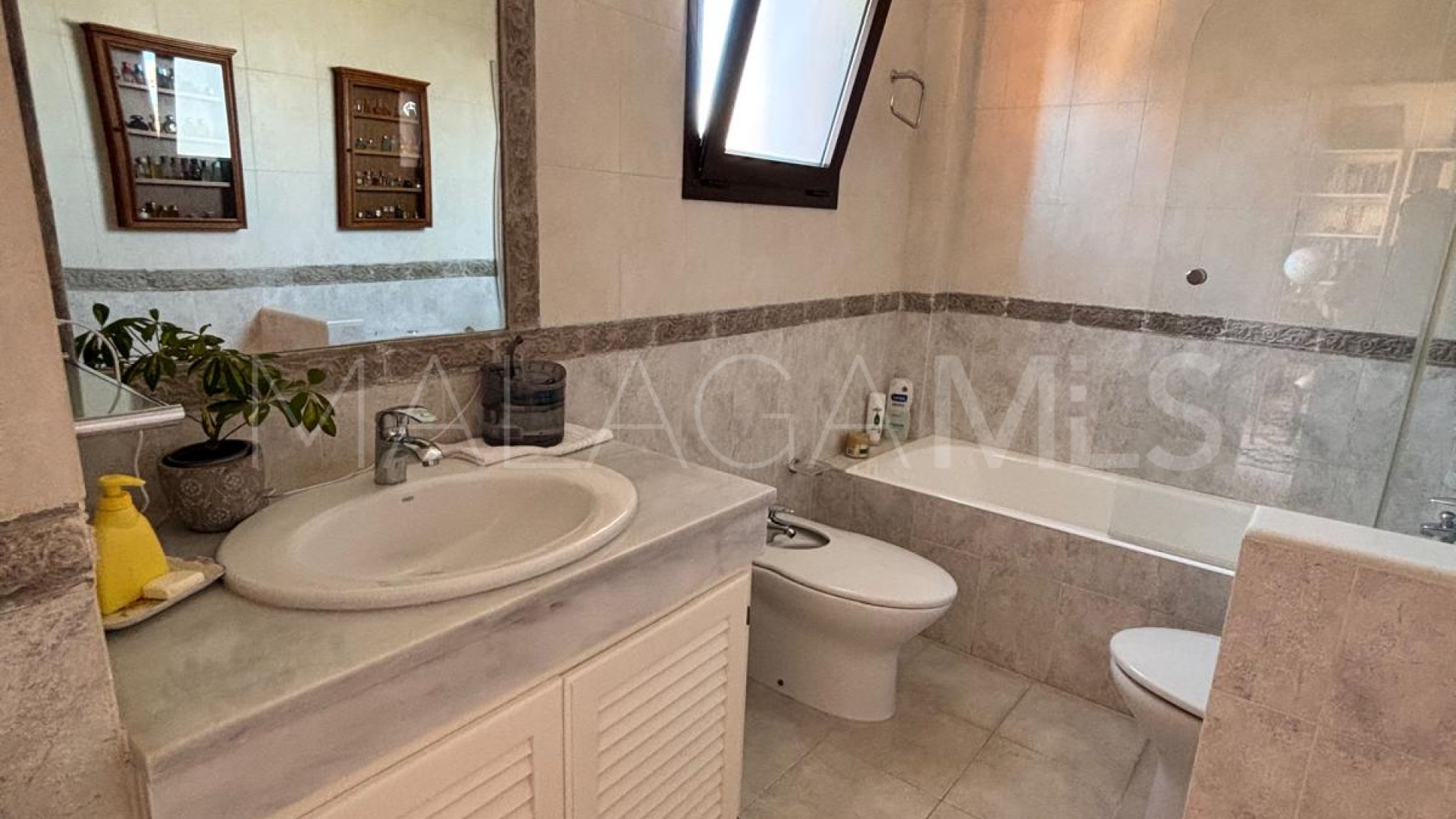 Duplex penthouse for sale in Hacienda del Sol