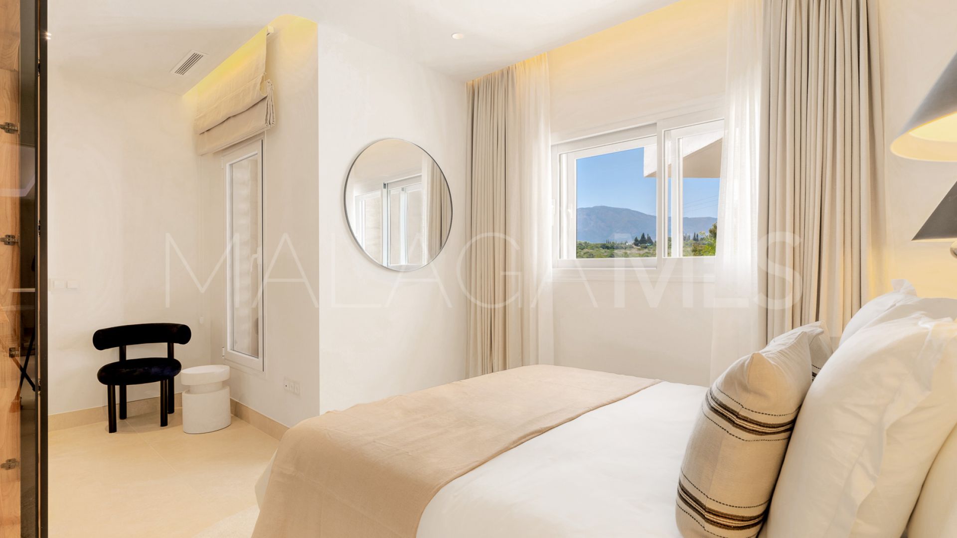 Penthaus for sale in Estepona