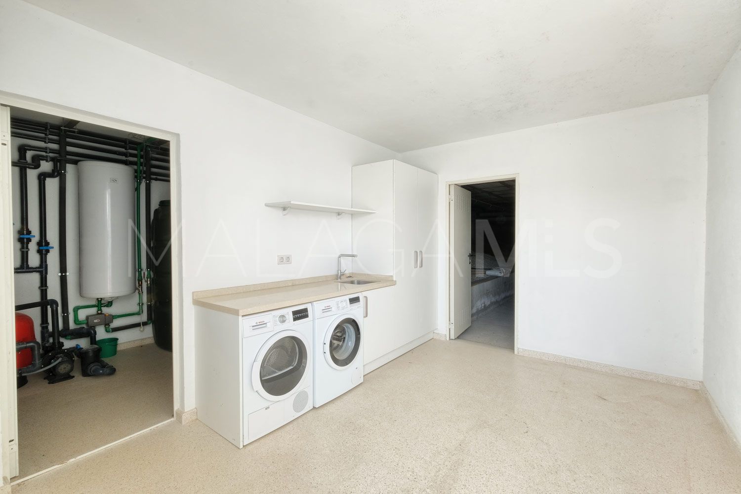 Villa for sale de 4 bedrooms in Benahavis