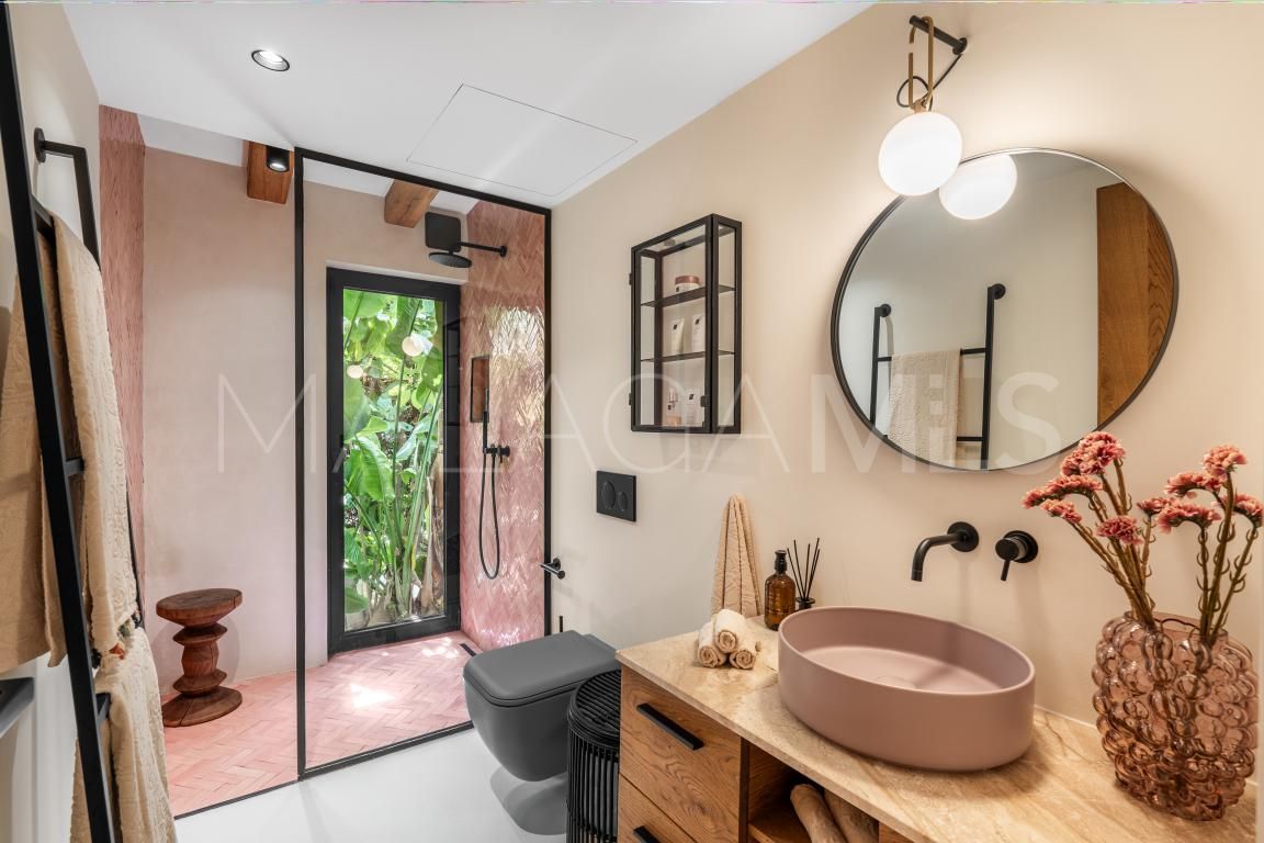 Villa for sale in Los Naranjos Golf