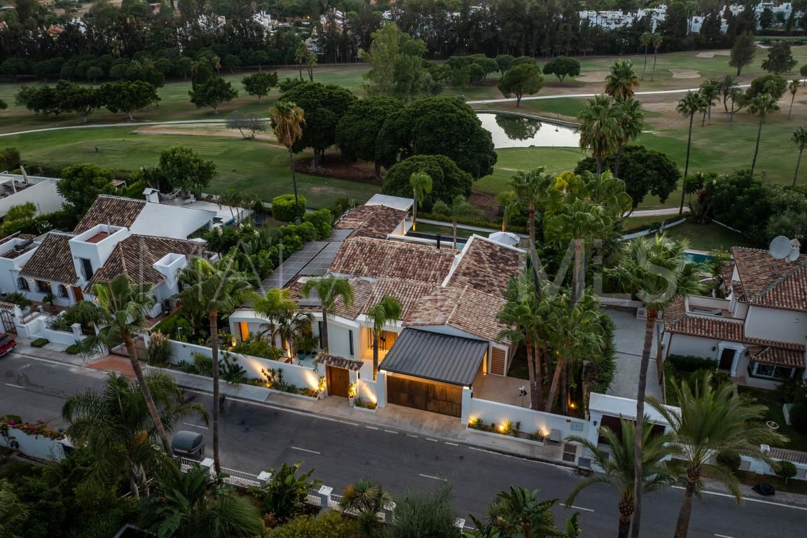 Villa for sale in Los Naranjos Golf