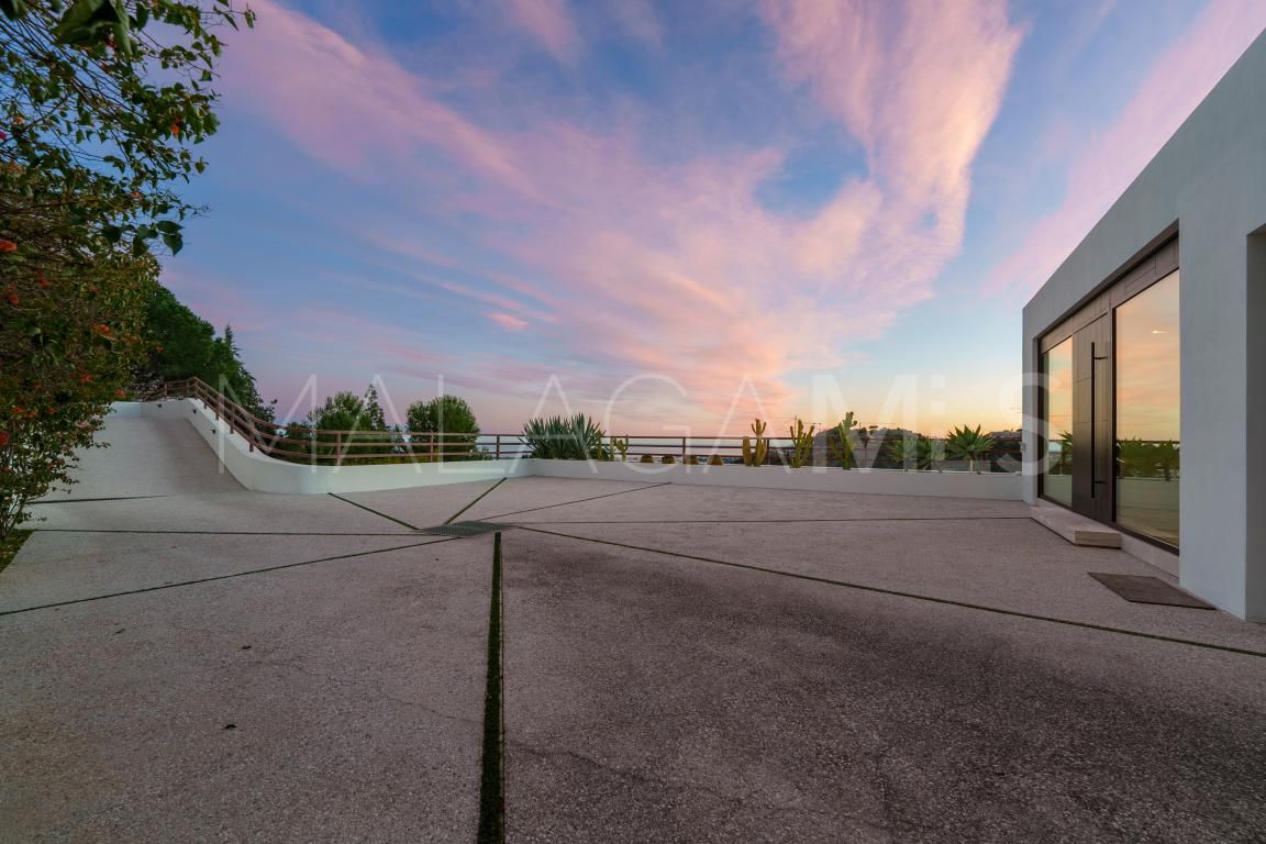 Villa for sale in El Madroñal