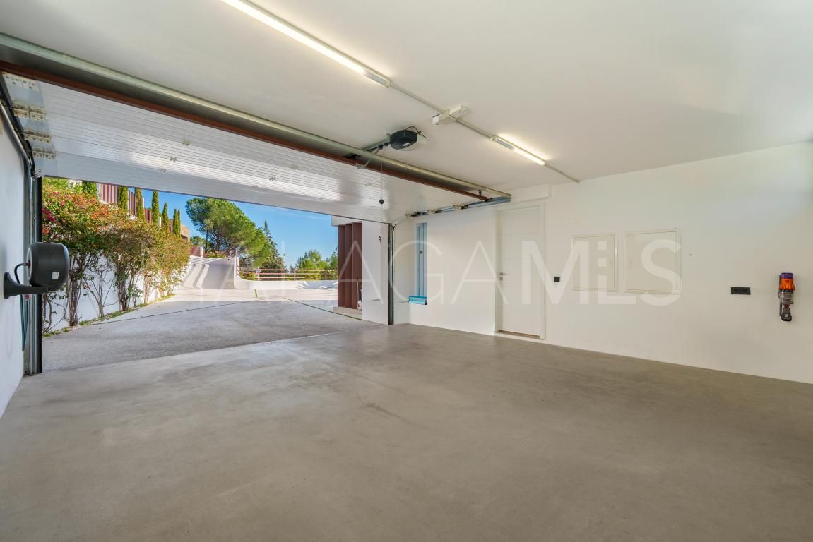 Villa for sale in El Madroñal