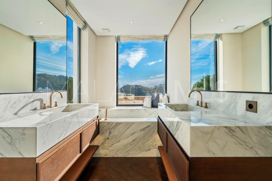 Villa for sale in El Madroñal