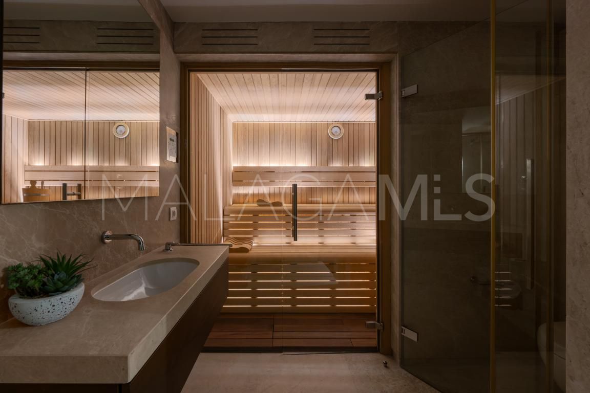 Villa for sale in Puente Romano