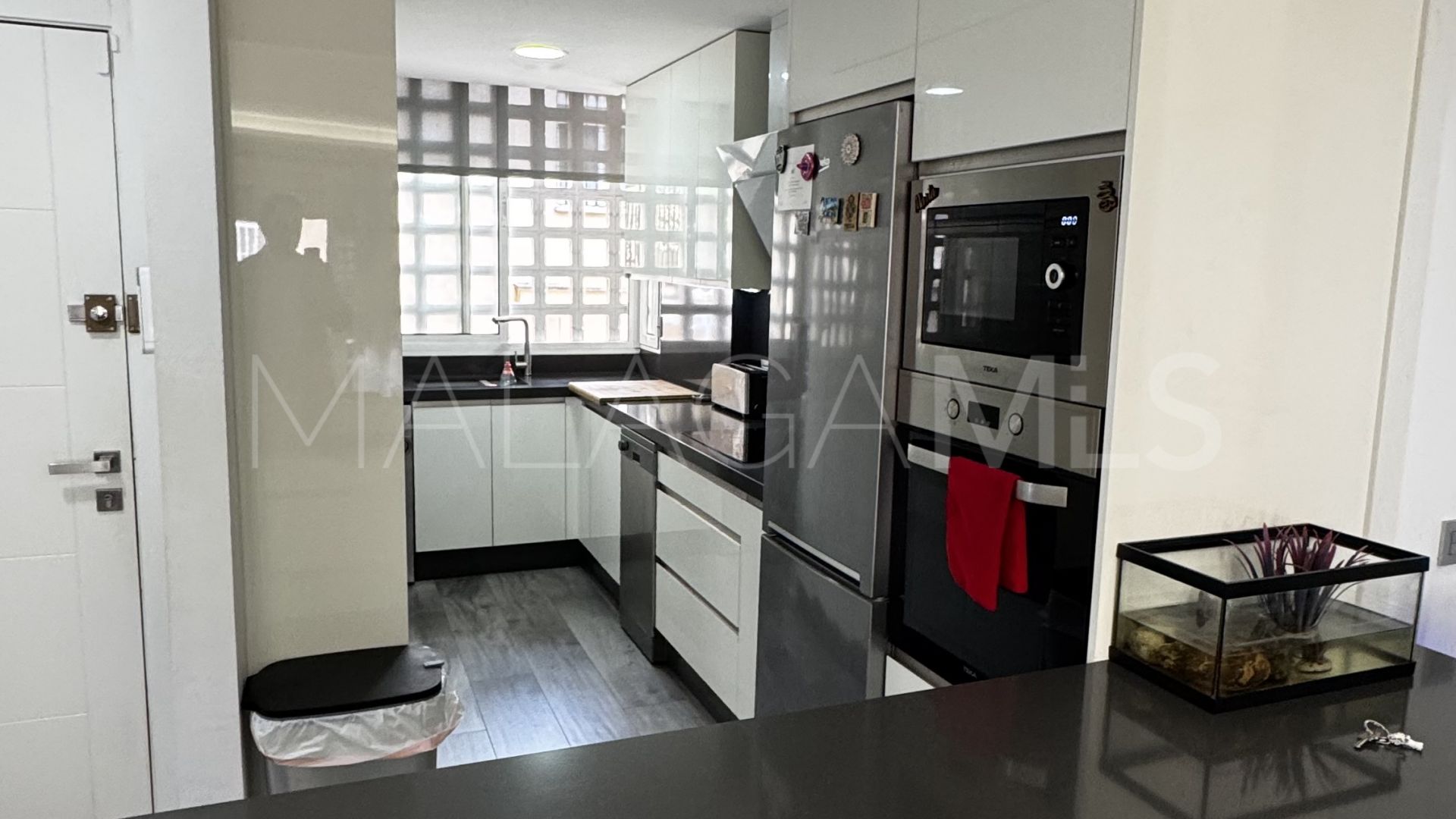 For sale Las Lagunas apartment with 3 bedrooms