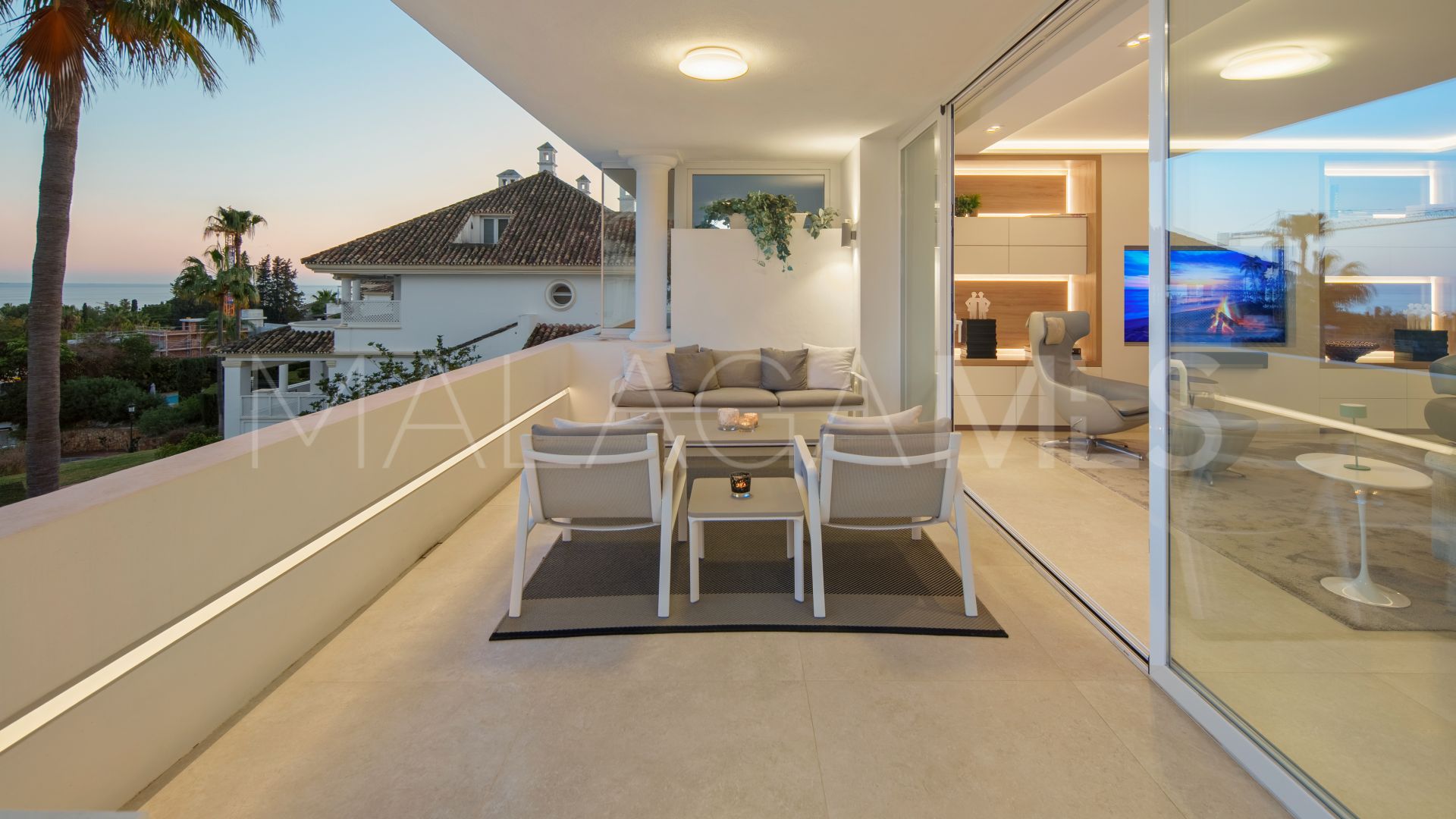 Buy duplex penthouse in Monte Paraiso